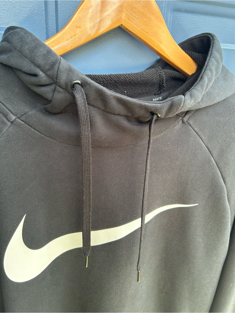 Nike Black Hoodie with White Swoosh Logo - Picture 6 of 7